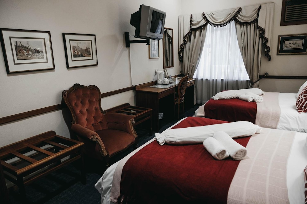 Karoo Country Inn Hotel