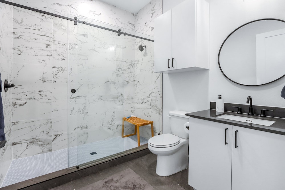 Luxury Resort-style Living Centrally Located