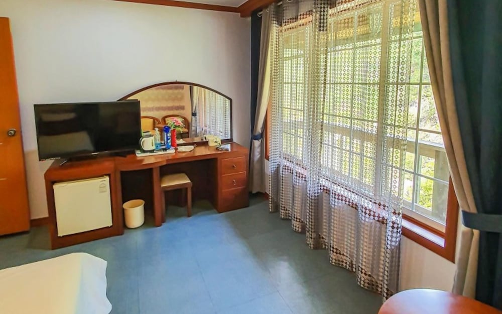 Taean Oak Vill Pension