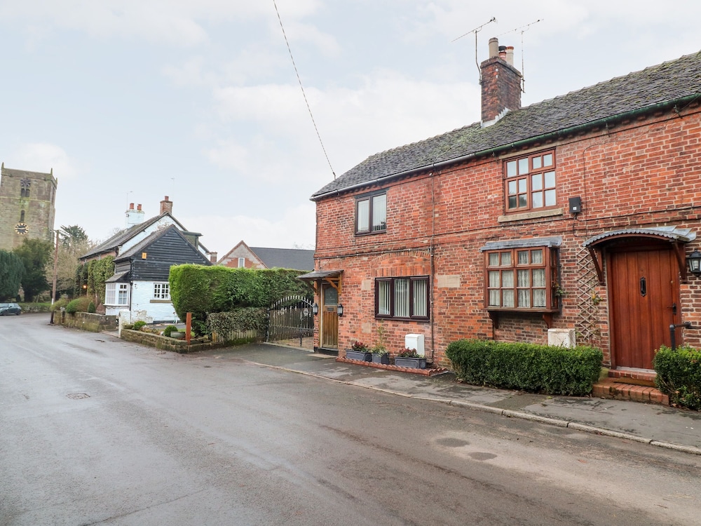 8 Church Lane
