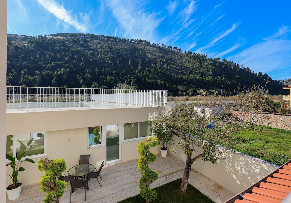Apartments Luxury Mimani 2