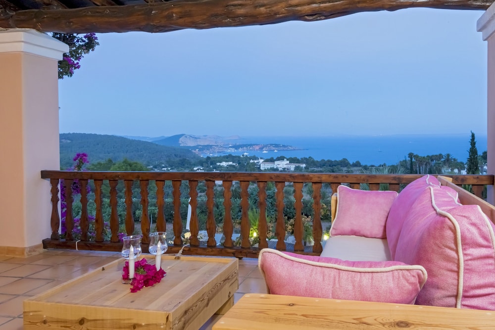 Villa Cas Berris view 3