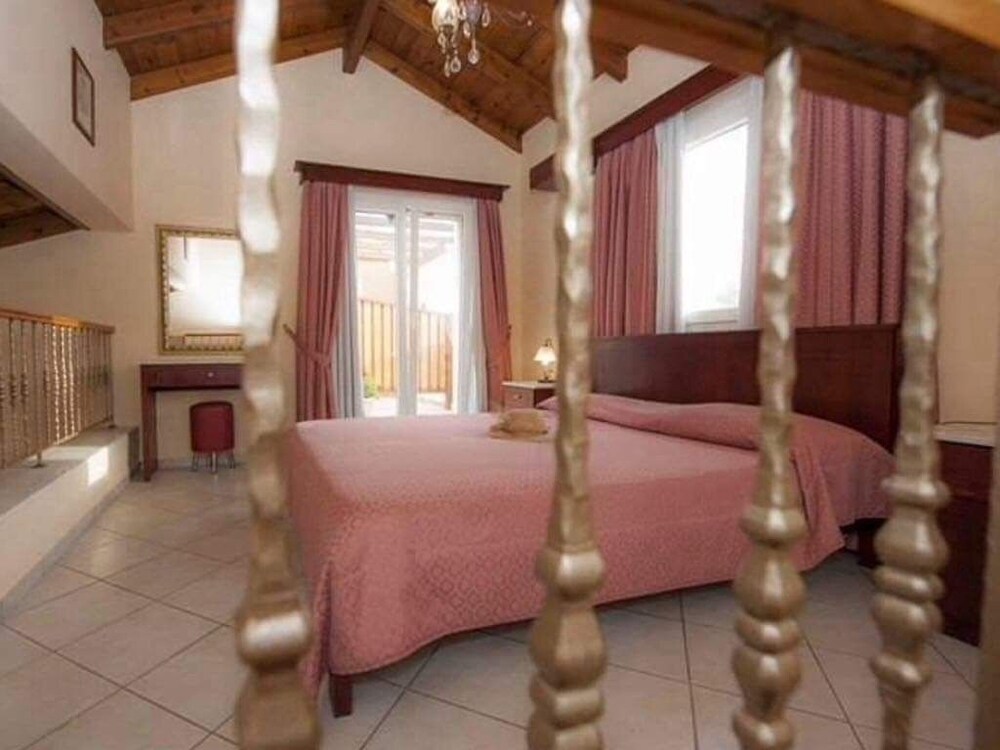 L'Eremo Luxury Apartments view 5