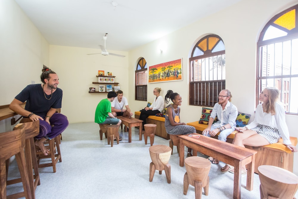 Ten to Ten Stone Town - Hostel