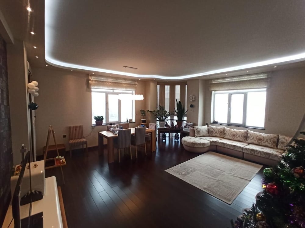 Apartment with beautiful city view