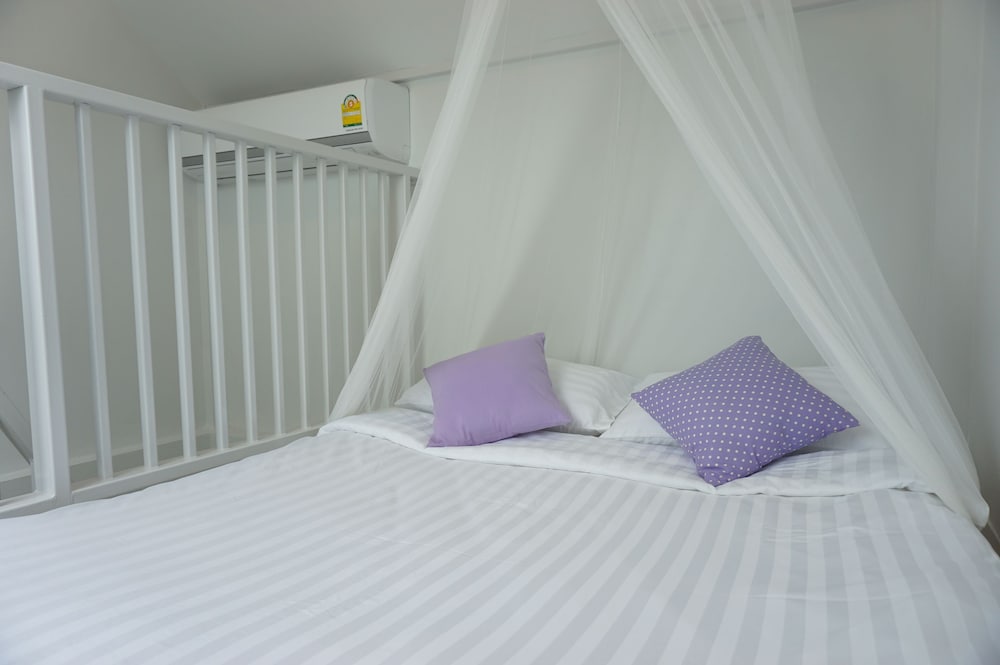 The White Village Ranong Resort