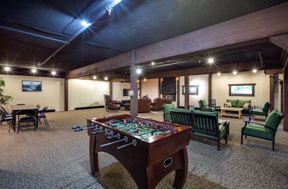 Glacier Mt Baker Lodging