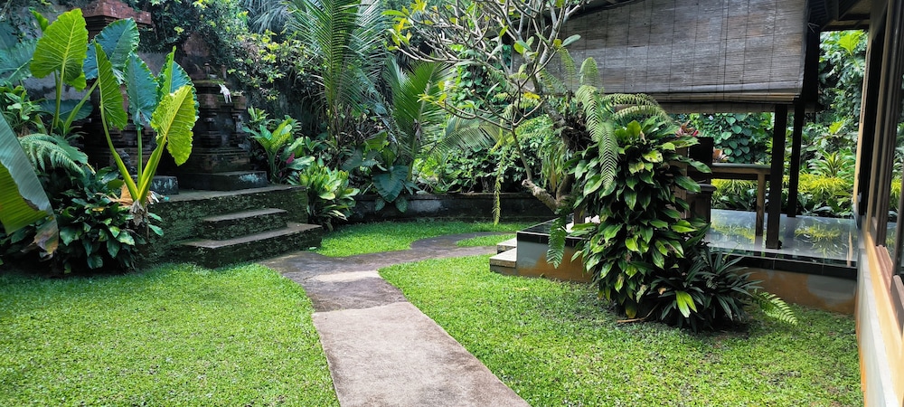 Dharma Suweta