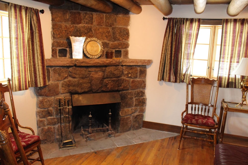Baldpate Inn - Property Image 30