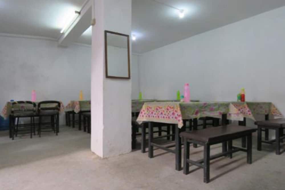 Friend's Guest  House