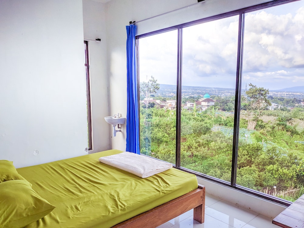 Villa Kebon Jeruk Syariah Malang by ecommerceloka view 5