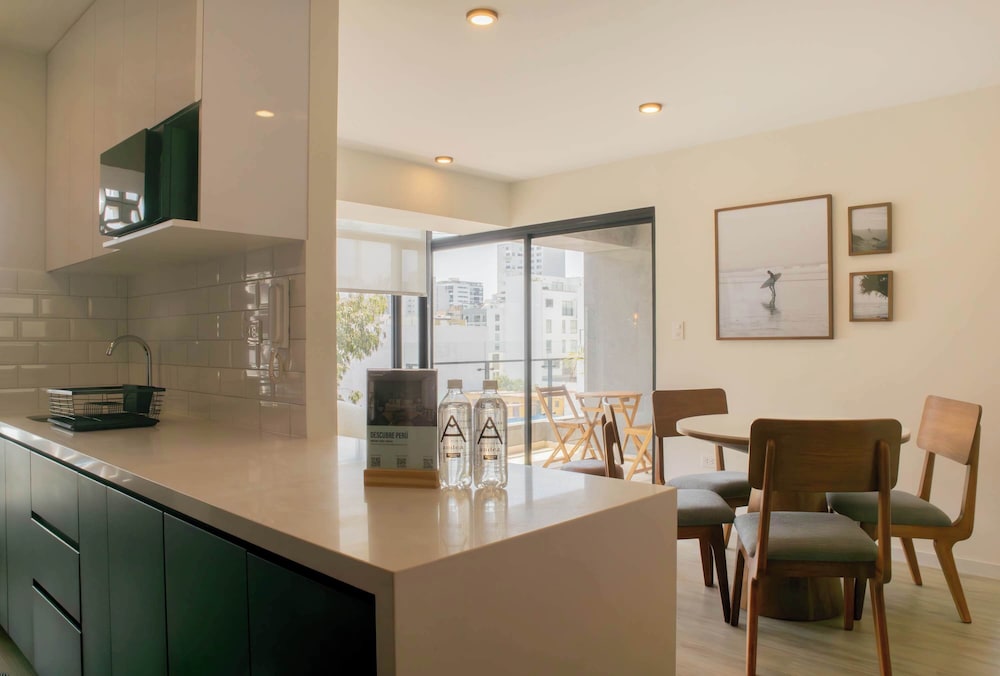 w Modern Cozy 3BR w Terrace in Miraflores
