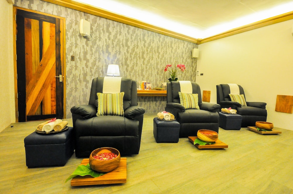 Infinity Resort
