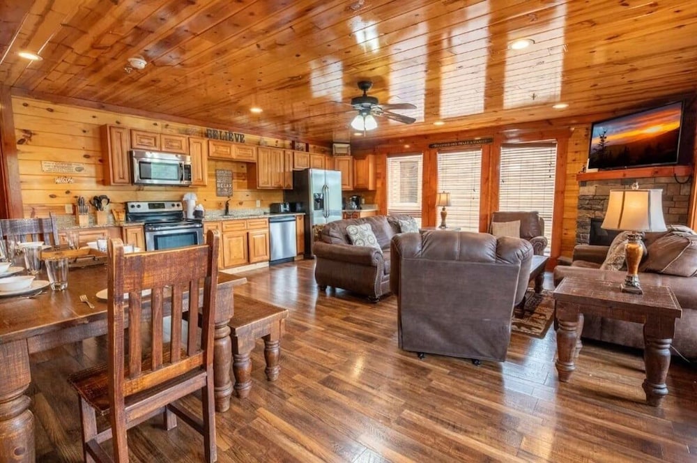 The Only Tenisee 4 Bedroom Cabin
