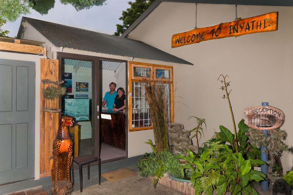 Inyathi Guest Lodge & Self Catering Chalets
