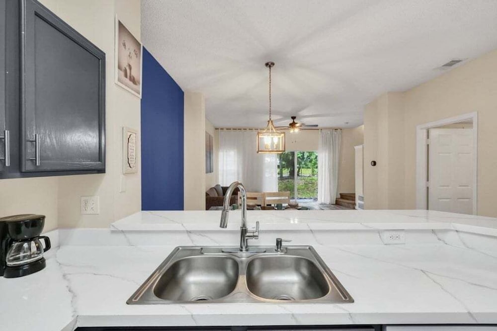 Disney's Back Yard Secret Dream Home! 3 Bedroom Townhouse