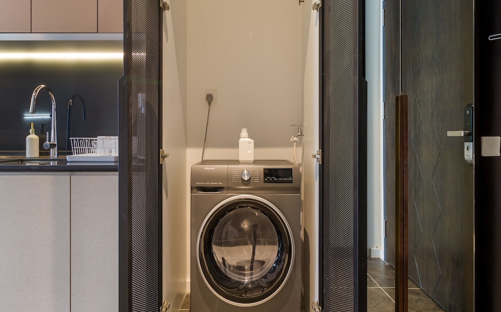 Scarletz Suites by Five senses