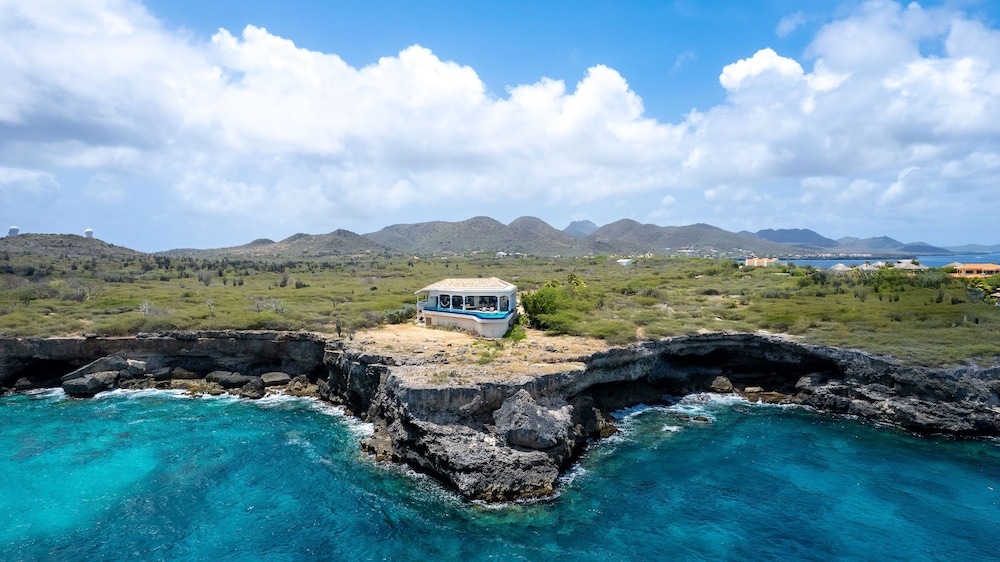 Cliff Villa view 2