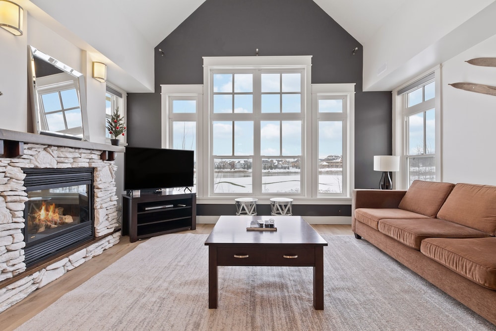 Rivergrass Condos
