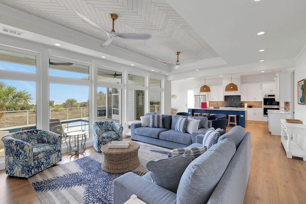 Suite Beach Tybee by Tybee Vacation Rentals