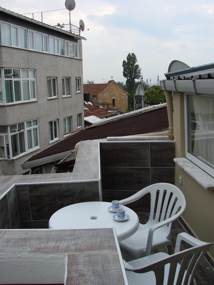 Tom Square Butik Otel - Image 10