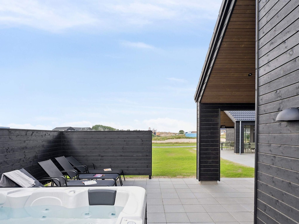 5 Star Holiday Home in Bogense