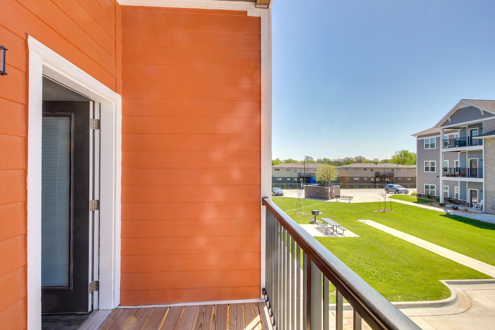 Emporia Vacations - Emporia Apt w/ Playground: 2 Mi to Main Street! - Property Image 7