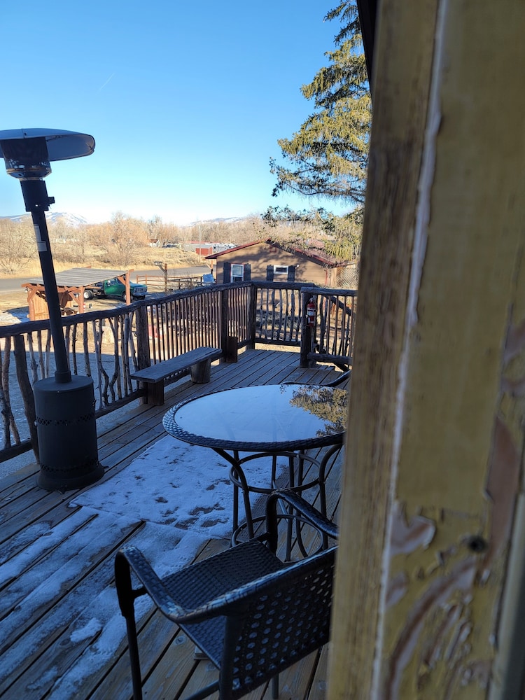 CopperLine Lodge