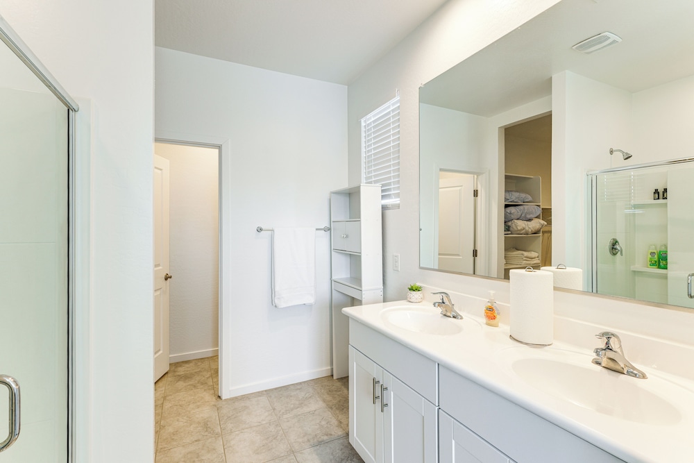 10 Mi to Downtown: Home Near Hiking in Phoenix!