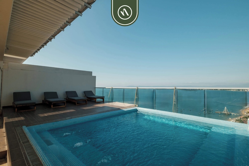 Oceanview Penthouse With Private Pool - BBQ