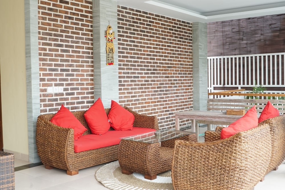 Oka's Guest House view 4