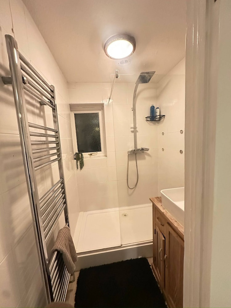 Stylish & Bright 3BR in Headington, Oxford Area