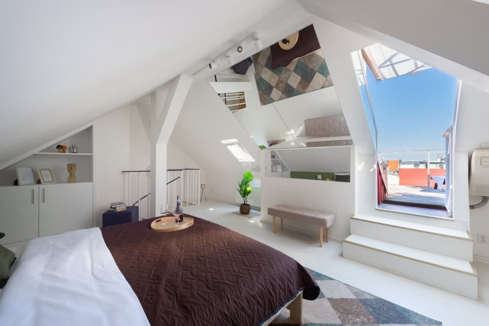Exclusive 3 bedrooms apatment in Prague