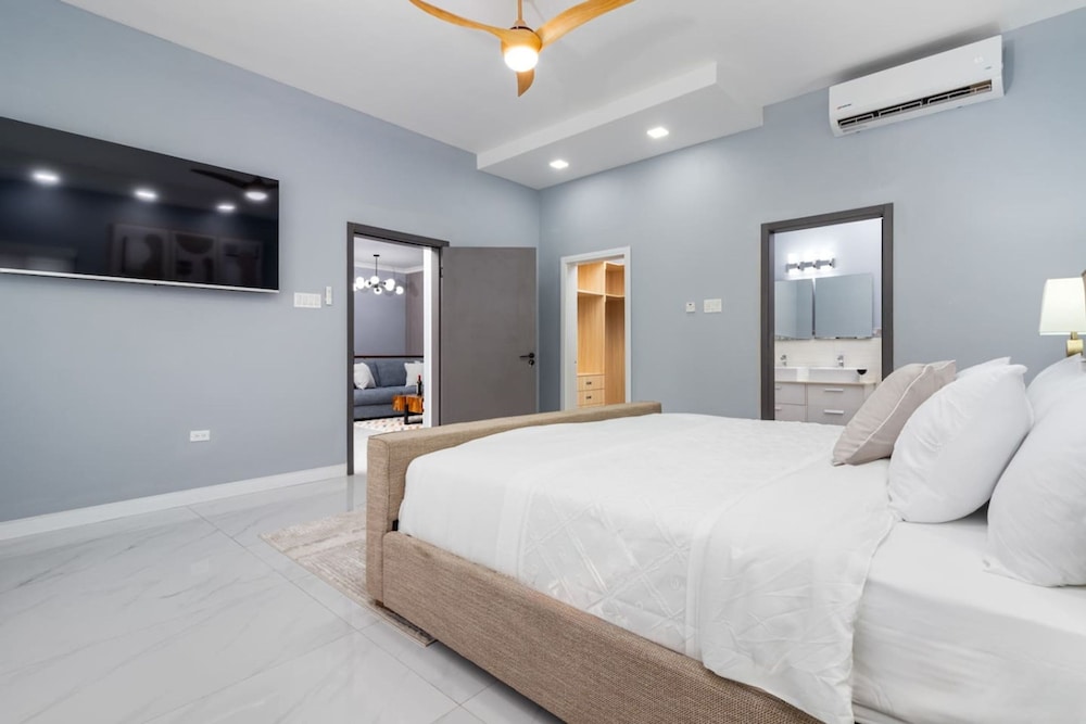 Coastal Escape in Riviera Tower Isle Beach Nearby