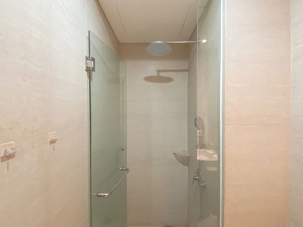 New Furnished Studio At Apartment Gold Coast
