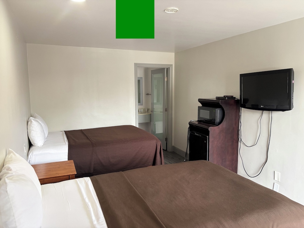 6 Rivers Motel Fortuna near Hwy 101