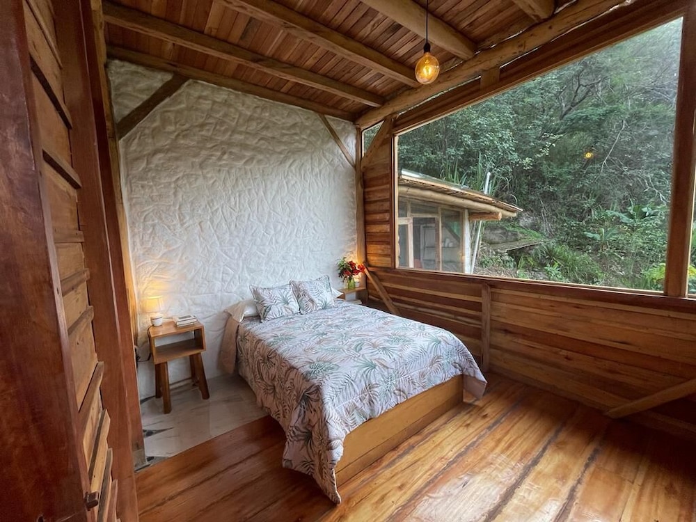 Eco-Finca Hostal Santorum view 4