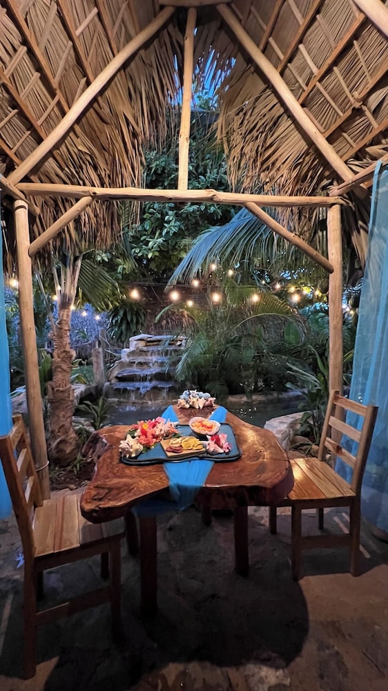 CHALET TROPICAL Hotel & Restaurant-Pizzeria