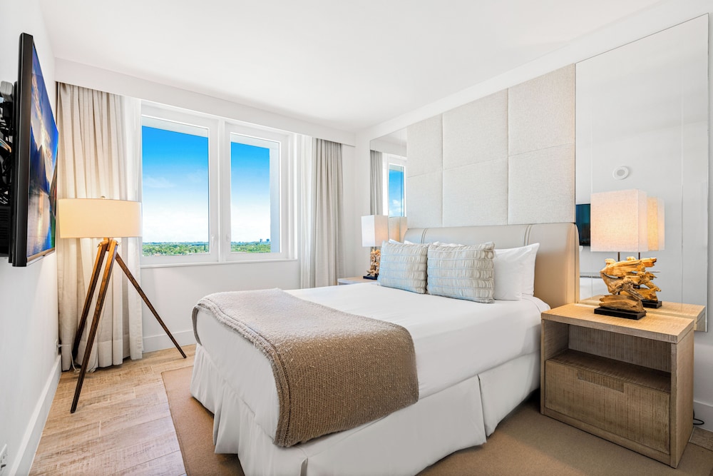 Luxury Vacation Rentals at 1 Hotel & Homes by LRMB