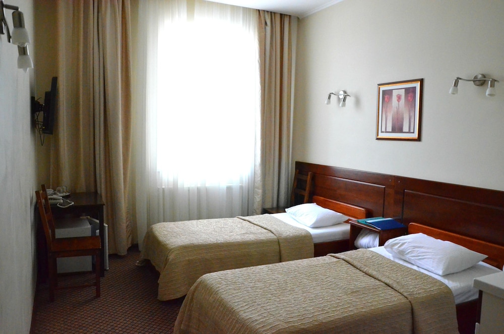 Tranzit Hotel