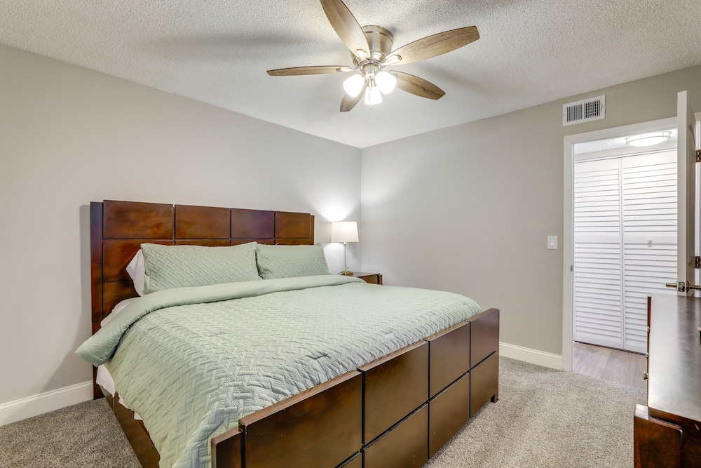 2-story Decatur Condo, Close to Downtown Atlanta!, photo 10