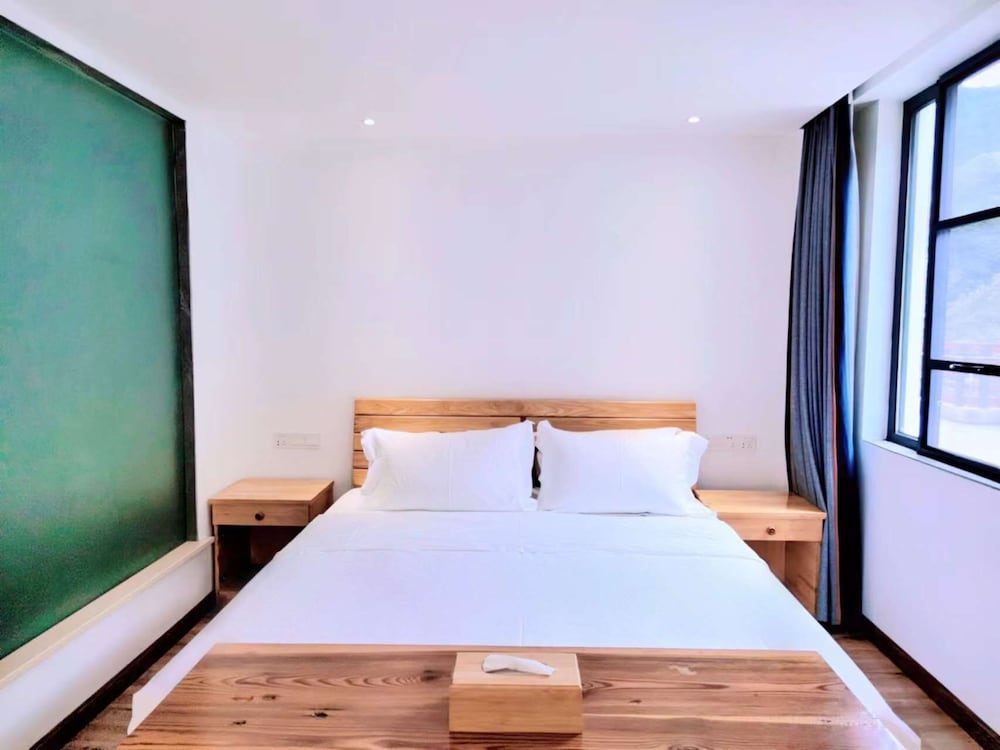 XiangLu YiMo Valley Retreat Guesthouse