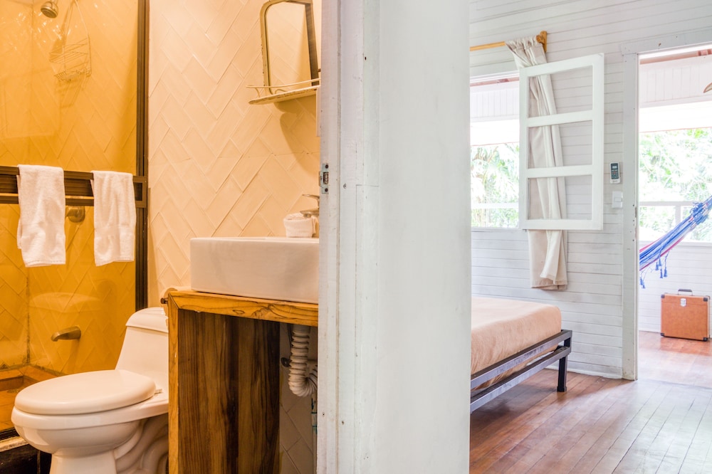 Selina Puerto Viejo - Hostel