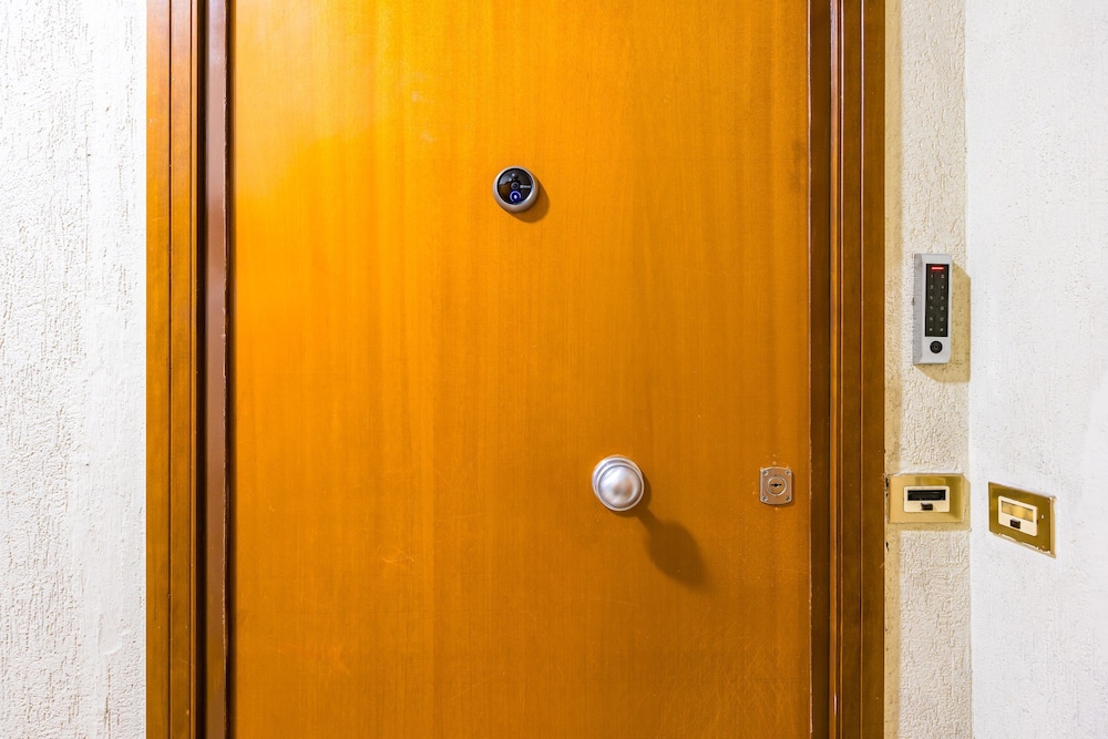 Casa Kenzo With Parking by Napoliapartments