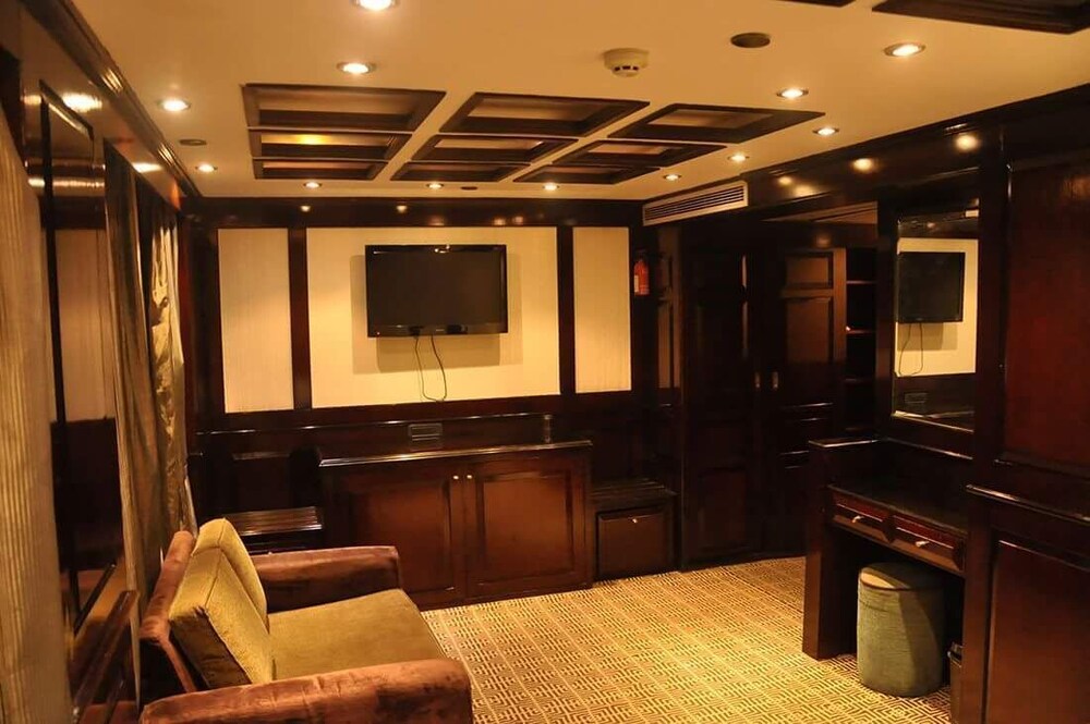 Nile Cruise Cairo Hotel