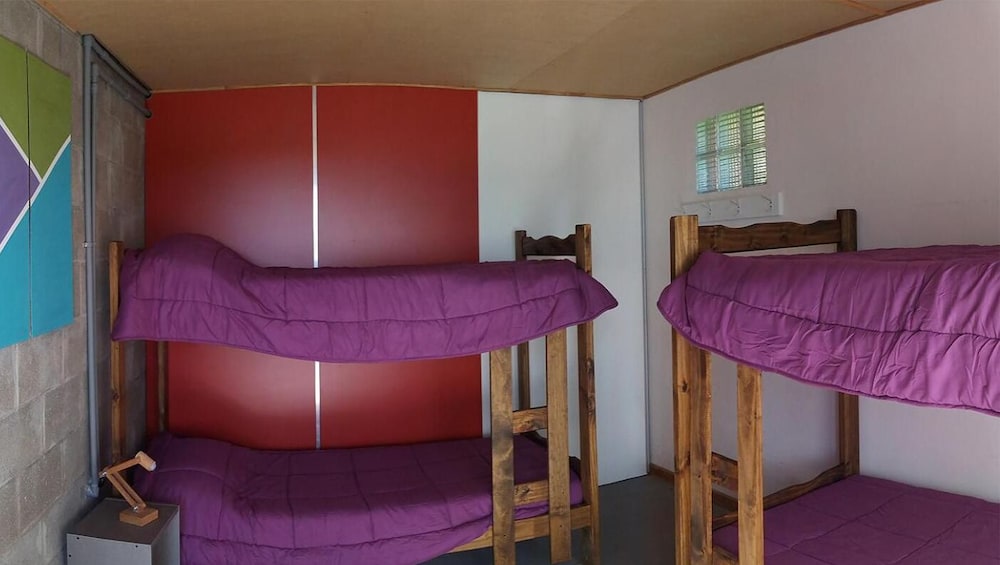Pie De Via Hostel