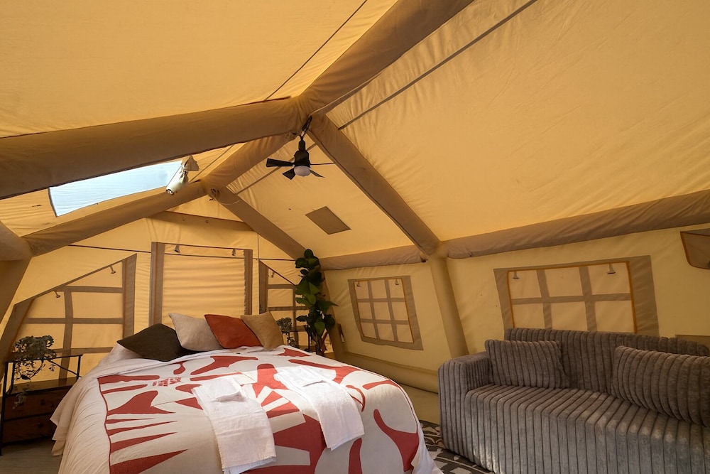 Cozy Safari Tent at Prairie Junction