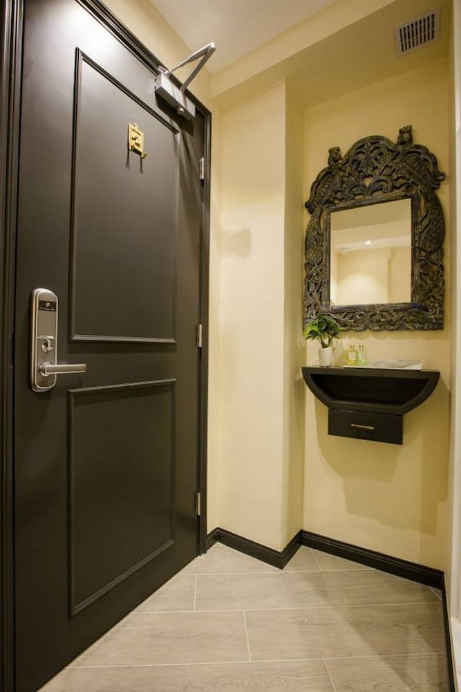9 Boutique Hotel