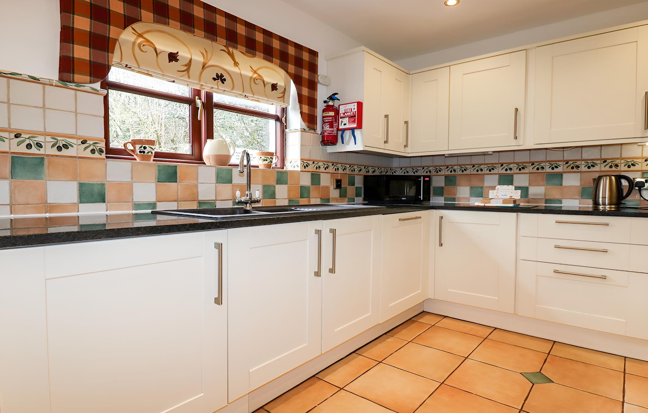 Bodmin Vacations - Snowdrop - Property Image 2