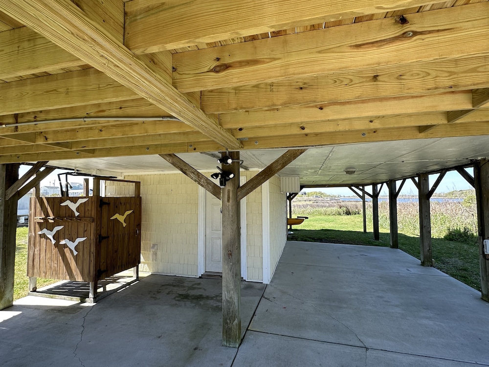 Sunset Bay by Topsail Realty